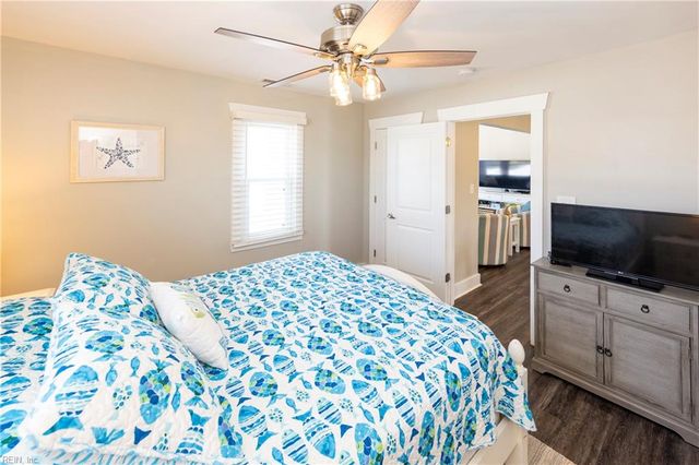 3636 Sandpiper RD, Virginia Beach, VA 23456