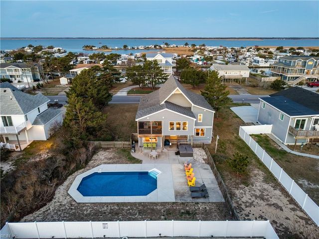 3636 Sandpiper RD, Virginia Beach, VA 23456