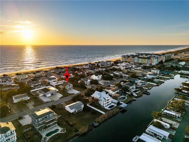 3636 Sandpiper RD, Virginia Beach, VA 23456