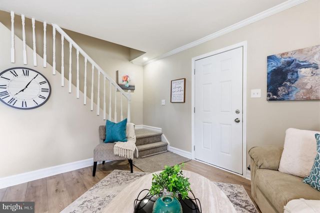 584 WILK DR, Morrisville, PA 19067