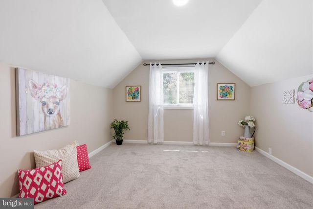 584 WILK DR, Morrisville, PA 19067