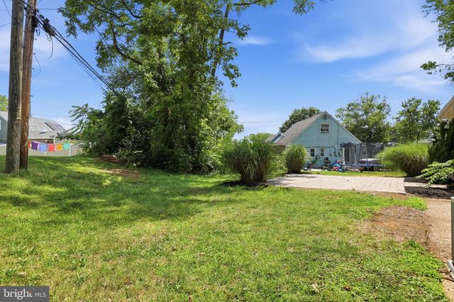 584 WILK DR, Morrisville, PA 19067