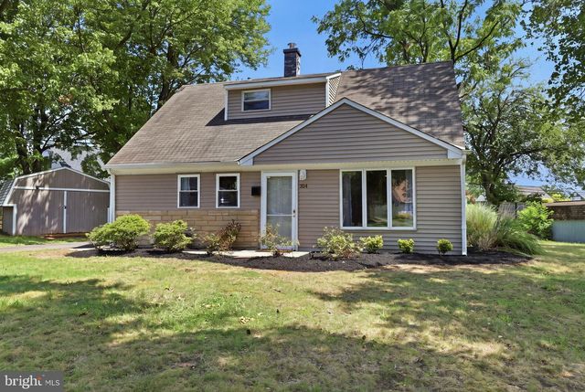 584 WILK DR, Morrisville, PA 19067