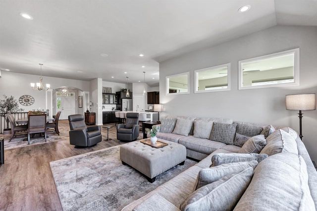 3324 EVENING STAR DRIVE, Green Bay, WI 54311
