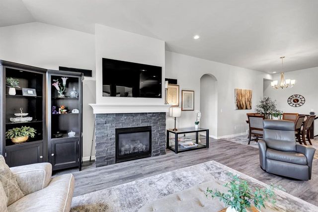 3324 EVENING STAR DRIVE, Green Bay, WI 54311