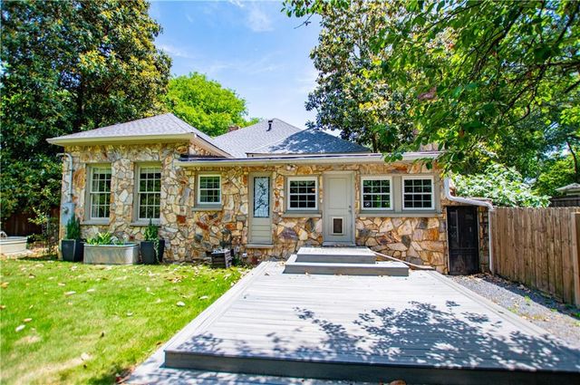 8503 Price Avenue, Douglasville, GA 30134