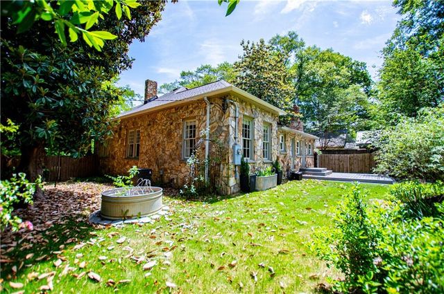 8503 Price Avenue, Douglasville, GA 30134