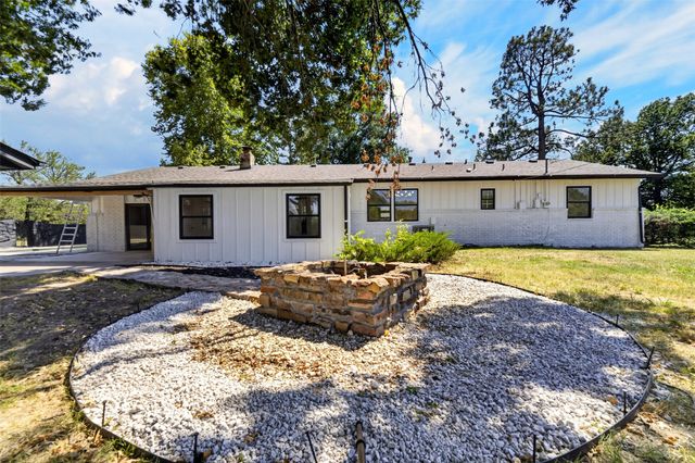13203 E 103rd Street N, Owasso, OK 74055