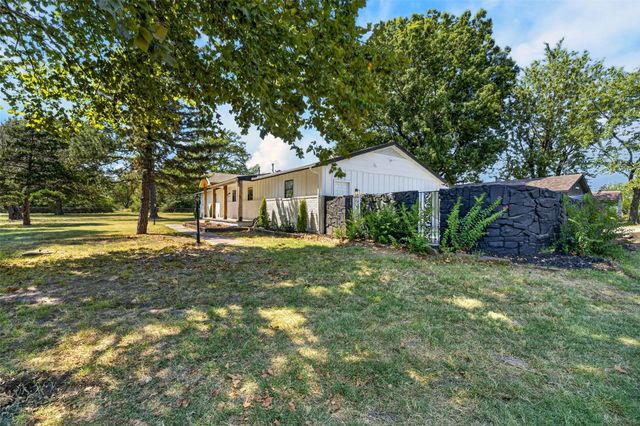 13203 E 103rd Street N, Owasso, OK 74055