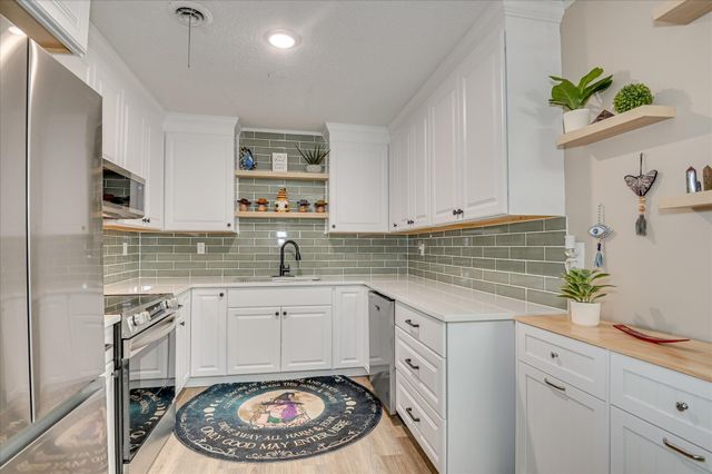 2327 Shadowood Drive, Augusta, GA 30906