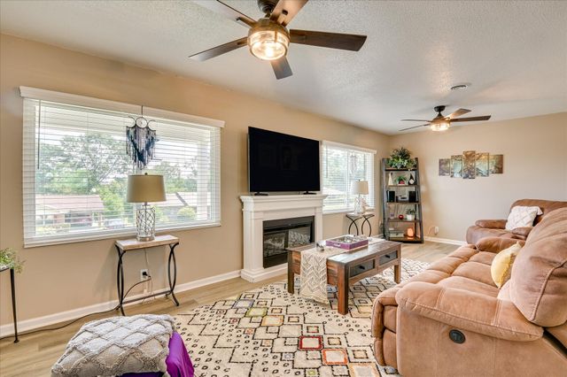 2327 Shadowood Drive, Augusta, GA 30906