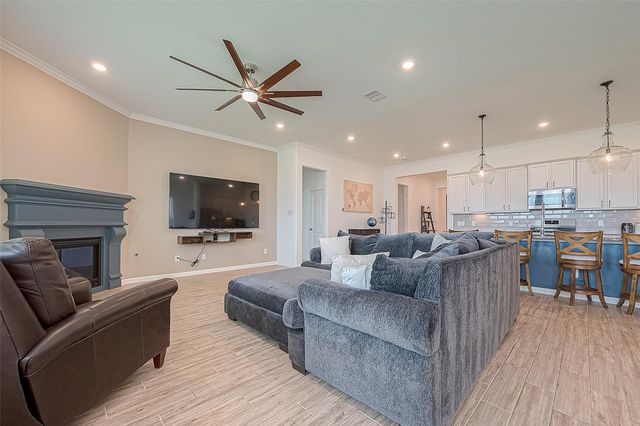 4417 Camden Lake Lane, Rosharon, TX 77583