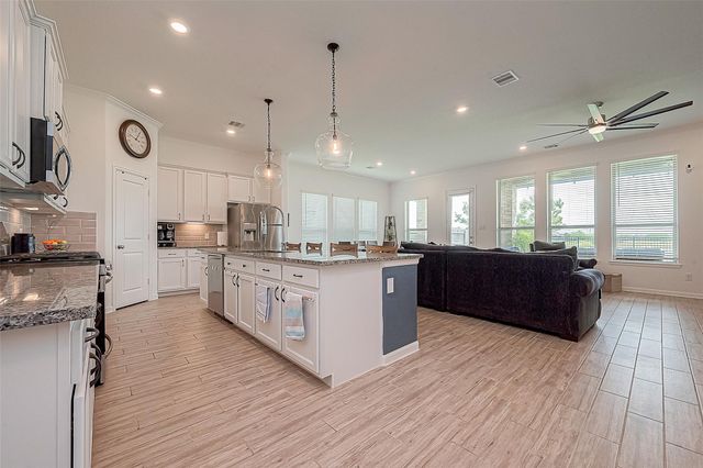 4417 Camden Lake Lane, Rosharon, TX 77583