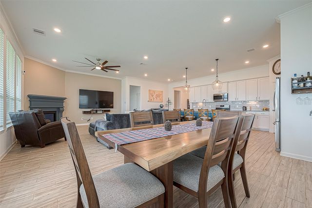 4417 Camden Lake Lane, Rosharon, TX 77583