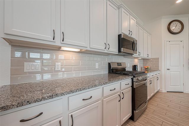 4417 Camden Lake Lane, Rosharon, TX 77583