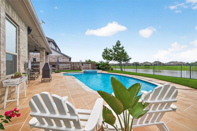 4417 Camden Lake Lane, Rosharon, TX 77583