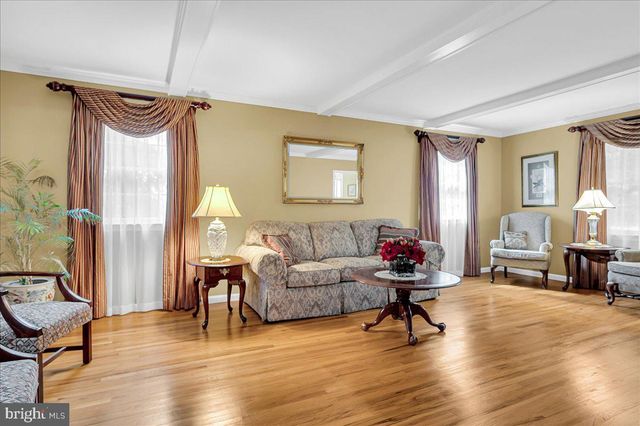 3002 MAPLE SHADE LN, Wilmington, DE 19810