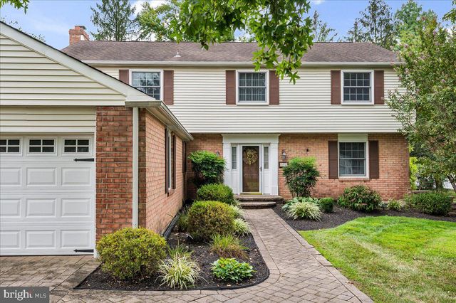3002 MAPLE SHADE LN, Wilmington, DE 19810