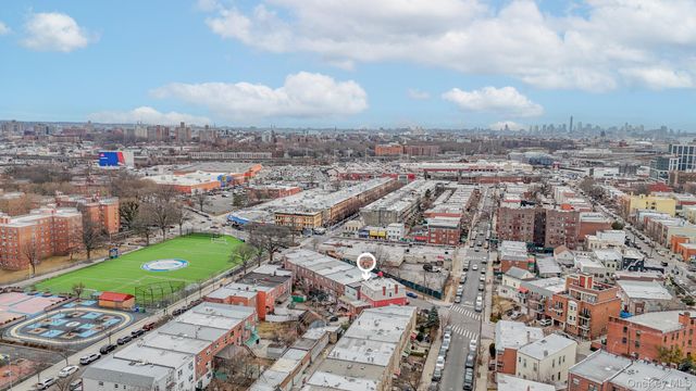 47-05 Newtown Road, Long Island City, NY 11103