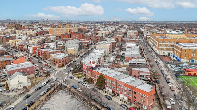 47-05 Newtown Road, Long Island City, NY 11103