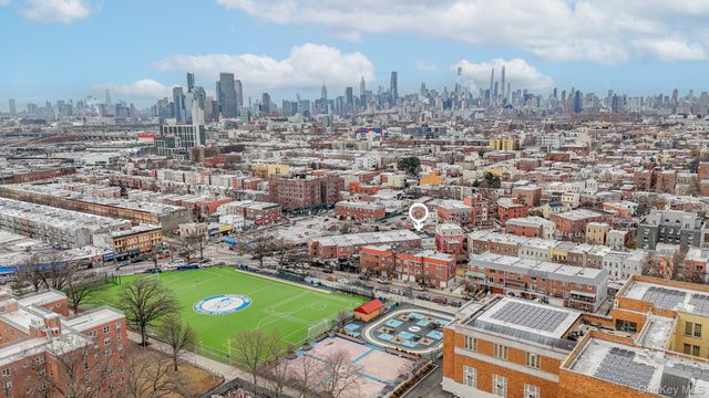 47-05 Newtown Road, Long Island City, NY 11103