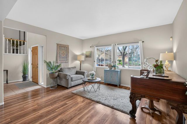 7817 MELFORT Way, Elk Grove, CA 95758