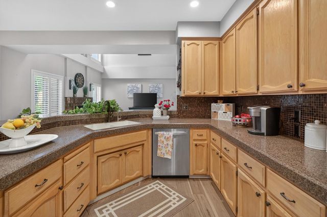 7817 MELFORT Way, Elk Grove, CA 95758