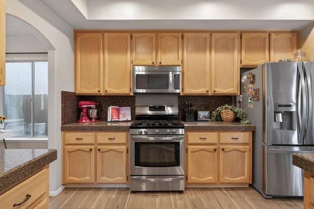 7817 MELFORT Way, Elk Grove, CA 95758