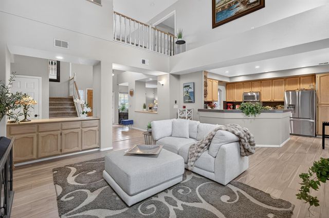 7817 MELFORT Way, Elk Grove, CA 95758