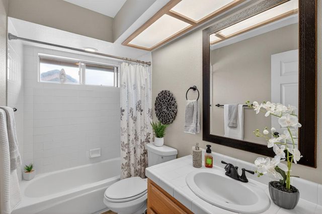 7817 MELFORT Way, Elk Grove, CA 95758