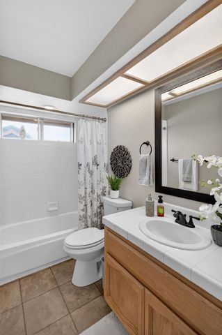 7817 MELFORT Way, Elk Grove, CA 95758