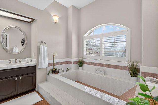 7817 MELFORT Way, Elk Grove, CA 95758