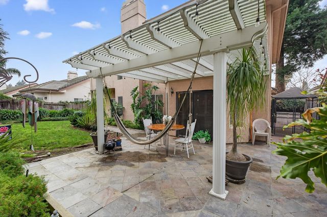 7817 MELFORT Way, Elk Grove, CA 95758