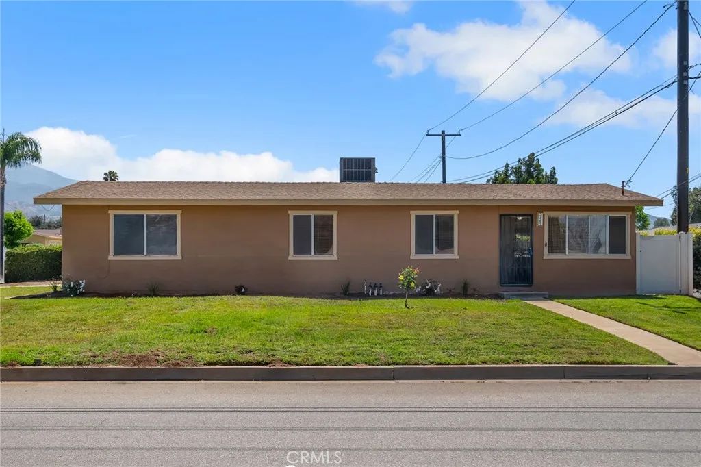 13301 3rd Street, Yucaipa, CA 92399