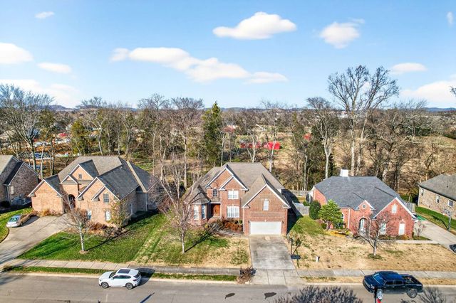 1007 Nealcrest Cir, Spring Hill, TN 37174