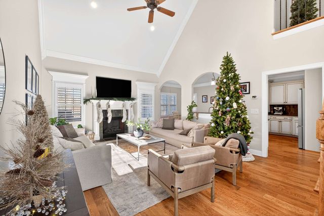 1007 Nealcrest Cir, Spring Hill, TN 37174