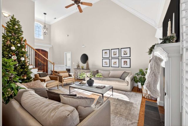 1007 Nealcrest Cir, Spring Hill, TN 37174