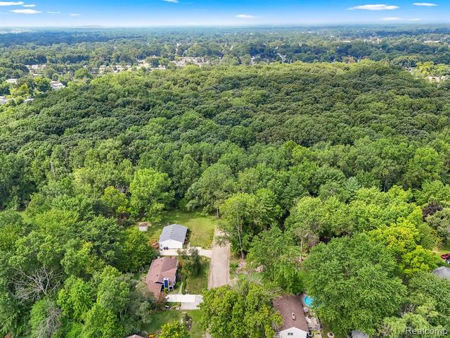 0000 Barrington Street, Westland, MI 48186