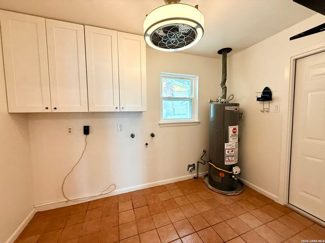 3807 Longridge Dr, San Antonio, TX 78228