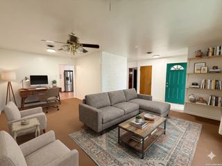 3807 Longridge Dr, San Antonio, TX 78228