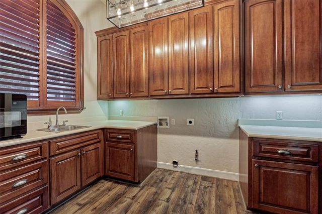 40 Logansport Court, Montgomery, TX 77356