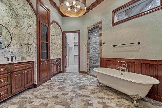 40 Logansport Court, Montgomery, TX 77356