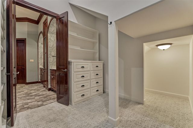 40 Logansport Court, Montgomery, TX 77356