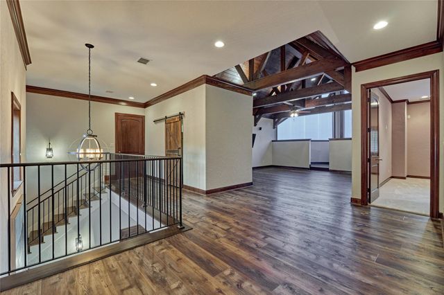 40 Logansport Court, Montgomery, TX 77356