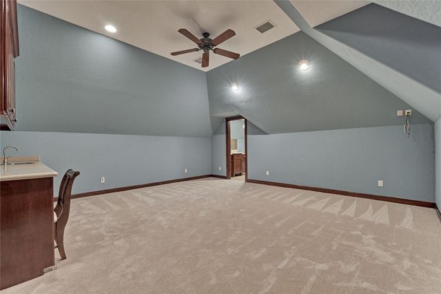 40 Logansport Court, Montgomery, TX 77356