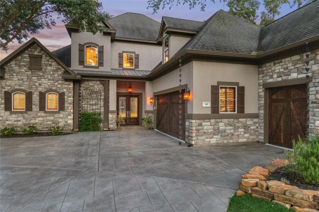 40 Logansport Court, Montgomery, TX 77356
