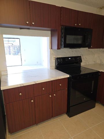 7474 NW 34th Street 7474, Lauderhill, FL 33319