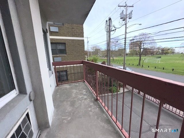 850 Atlantic Street 212, Bridgeport, CT 06604