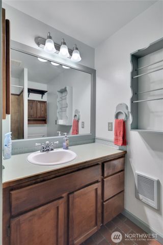 24040 146TH Place SE, Kent, WA 98042