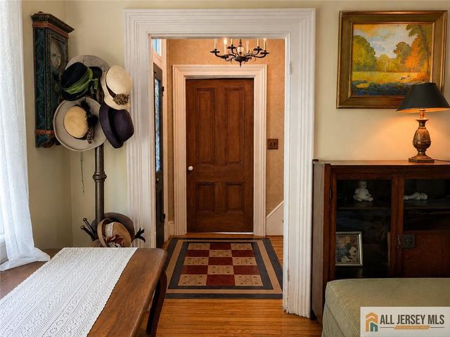 706 Old York Road, Hightstown, NJ 08520